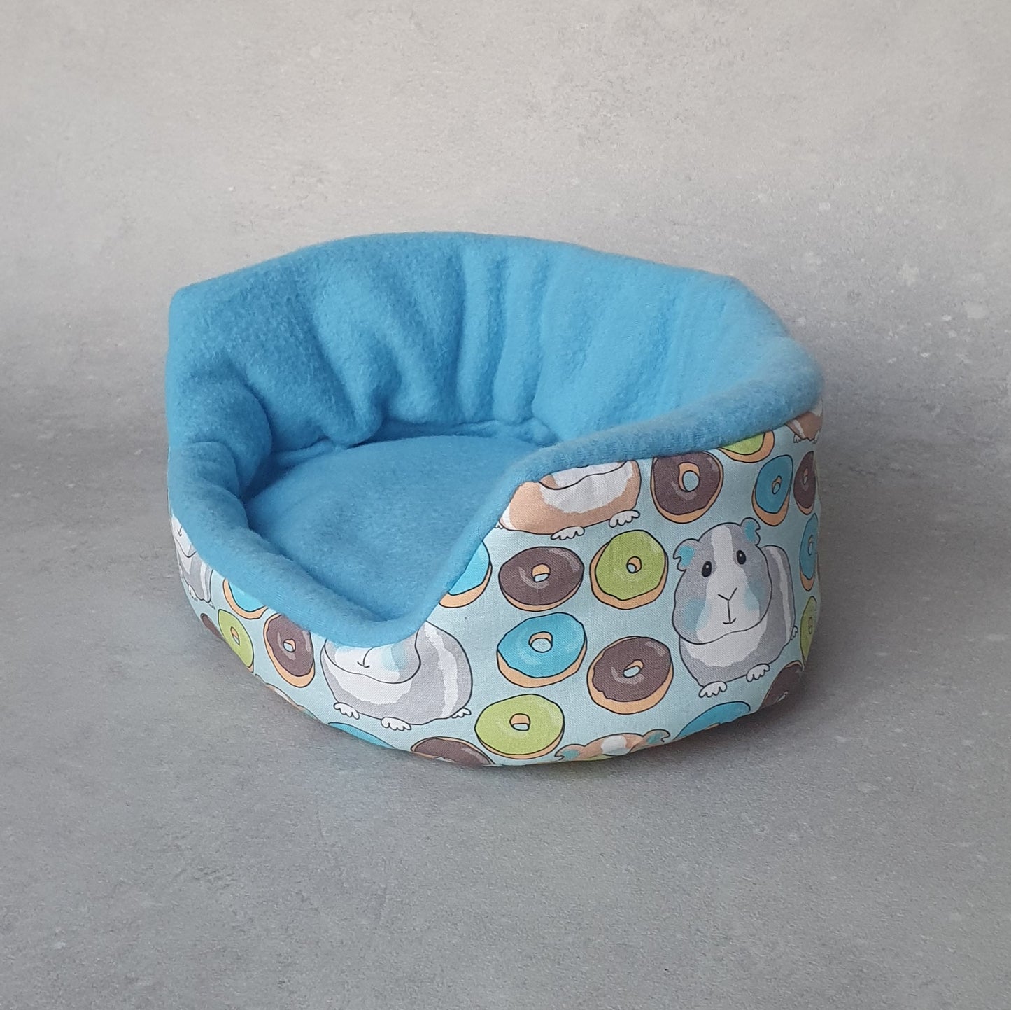 Kuschelnest mit Meerschweinchen Motiv